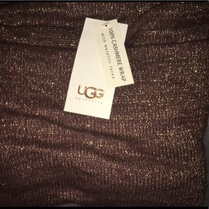 NEW UGGS 💯% authentic pure cashmere shimmer wrap